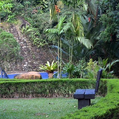 מלון רטנאפורה The Retreat Sri Lanka מראה חיצוני תמונה